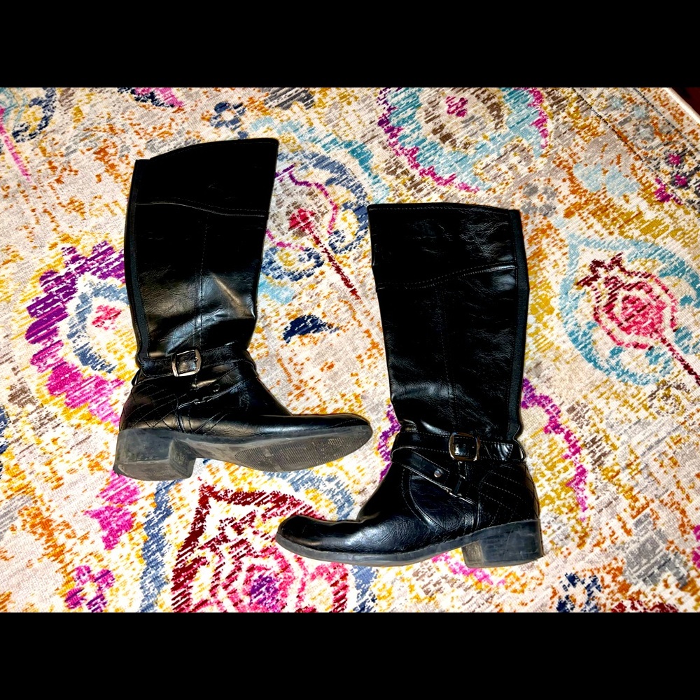Black Boots
